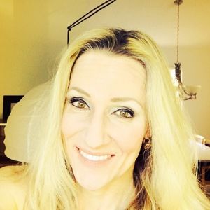 Meet your Posher, Anne-marie